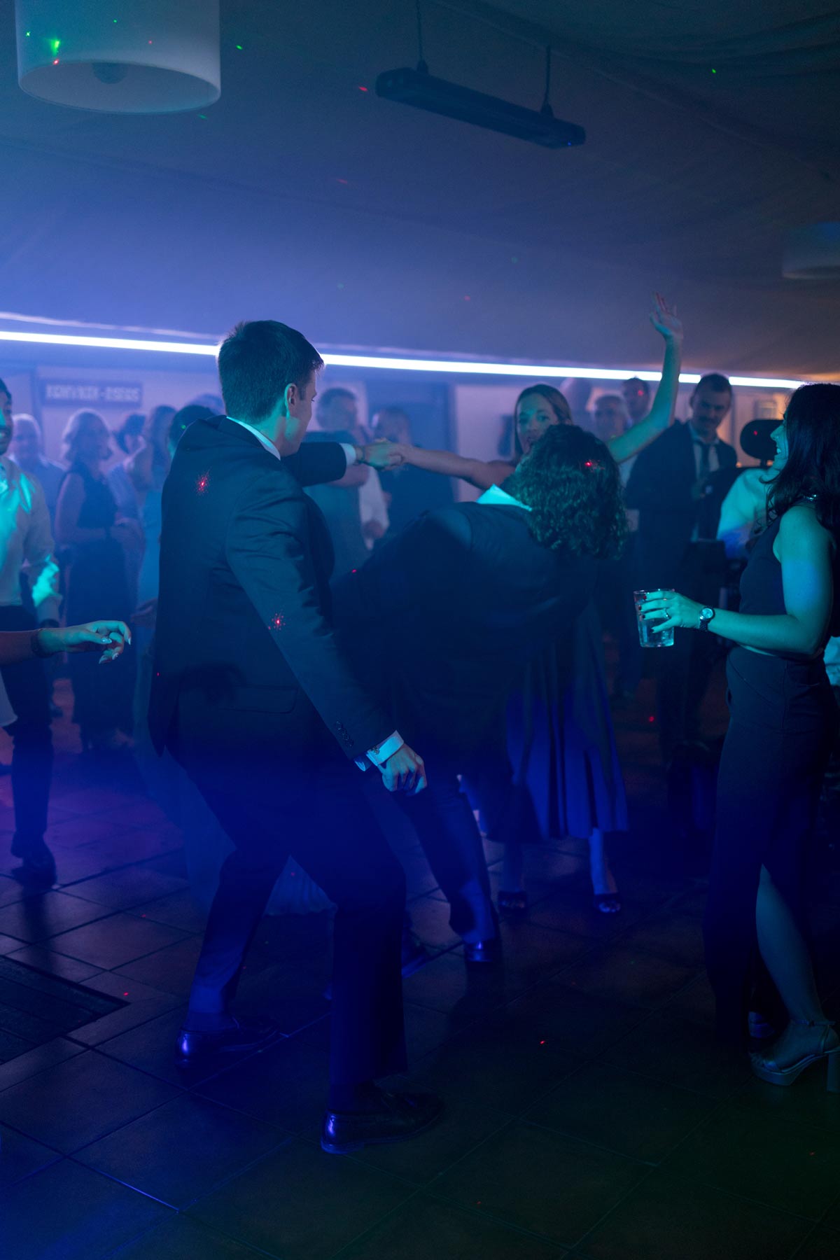 Fiesta novios con amigos Aspaldiko Bizkaia