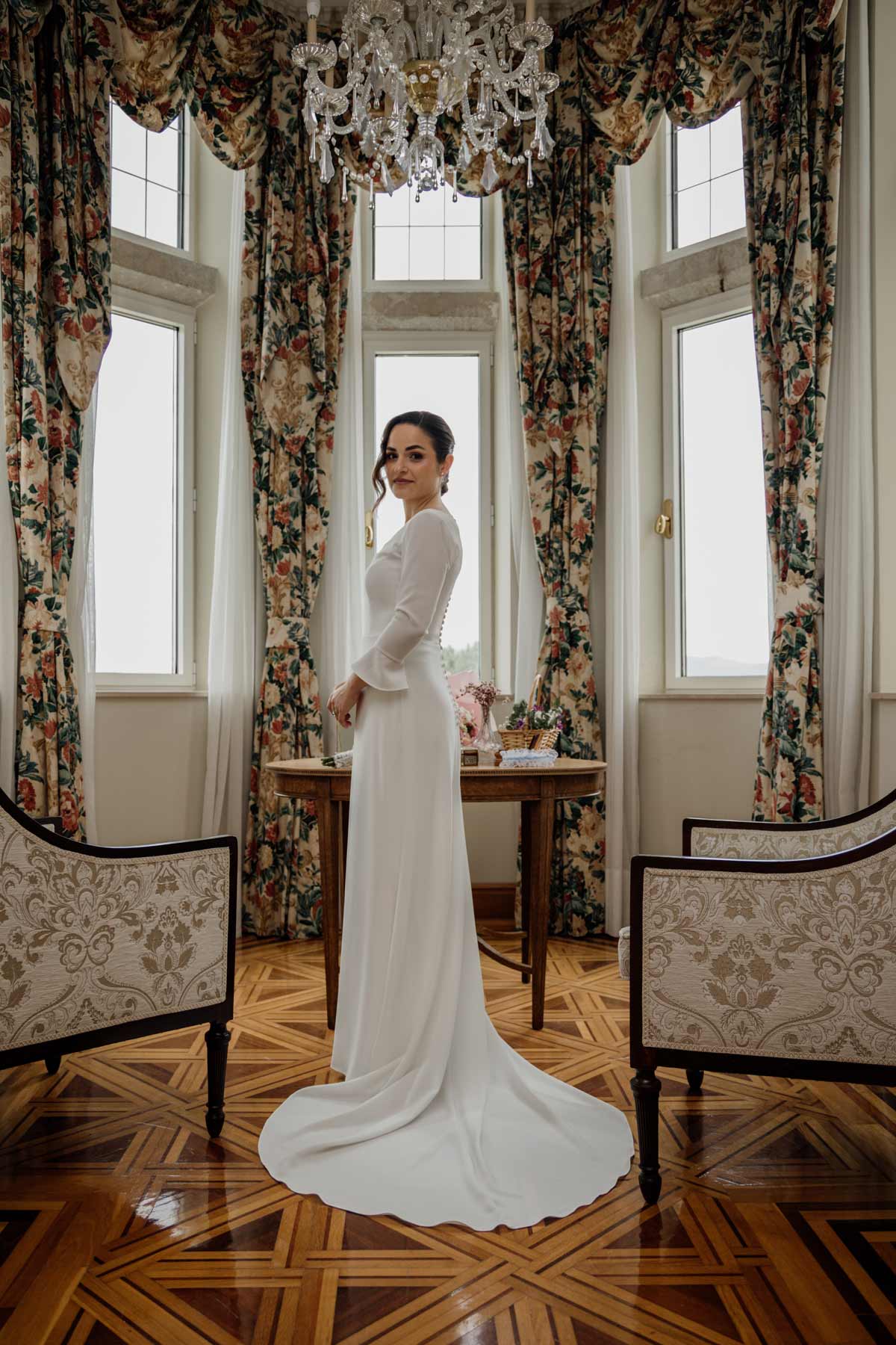 Fotografía novia habitación Palacio Magdalena Santander